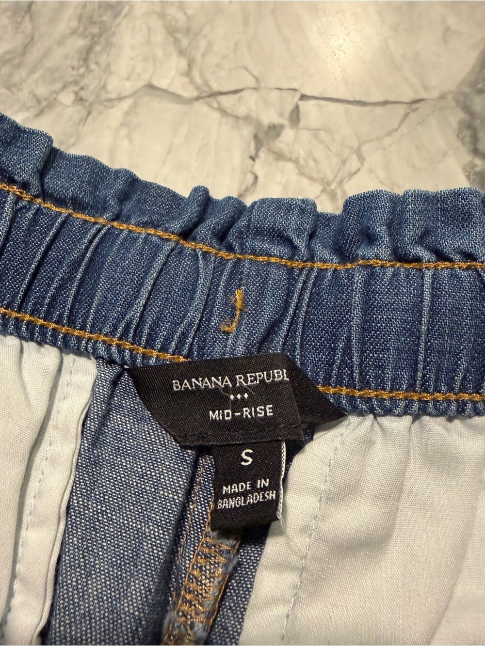 Banana Republic Blue Denim Elastic waist-mid rise Shorts - Picture 2 of 5